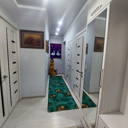 Downtown Homestay Bischkek Exterior foto